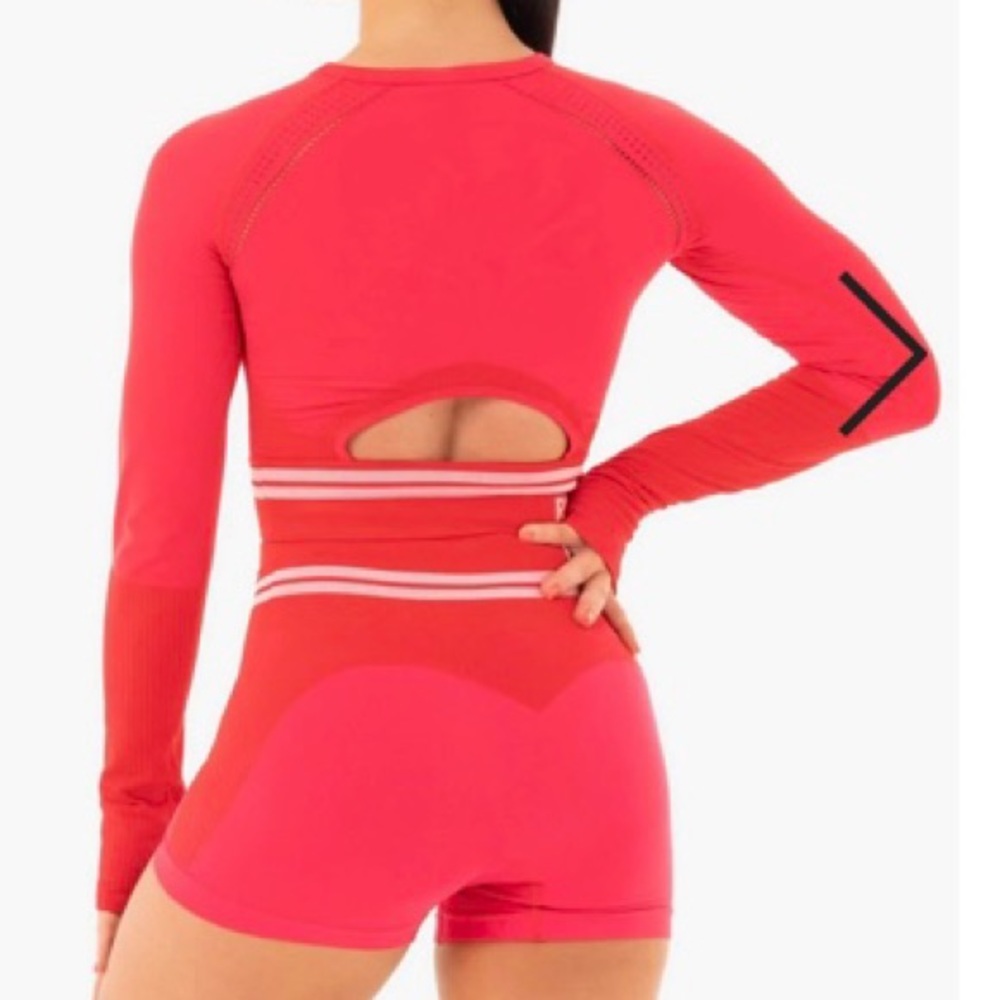Brand new freestyle seamless ryderwear red crop longsleeve gym top - Picture 3 of 3
